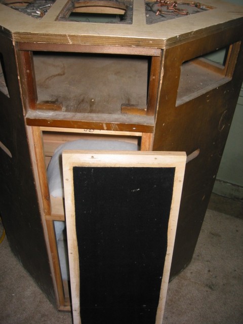 Image 3 of 36  -  62 kB