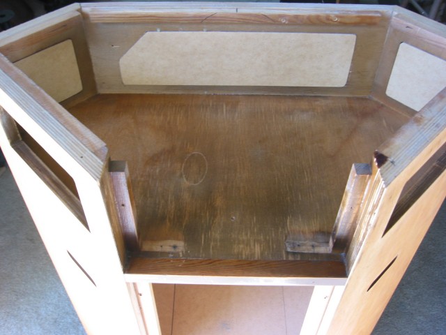 Image 13 of 36  -  63 kB